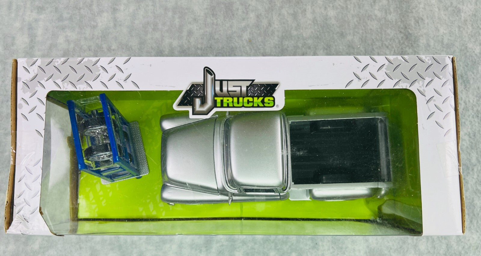 🇺🇸Jada Just Trucks 1955 Chevy Stepside Iron Works Body Shop 1/24th🇺🇸