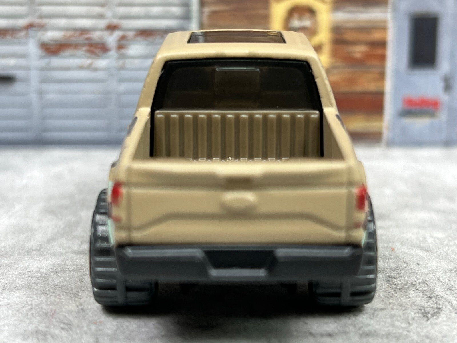 🇺🇸🇺🇸🇺🇸Hot Wheels Speed Blur  Beige '15 Ford F-150 C4🇺🇸🇺🇸🇺🇸