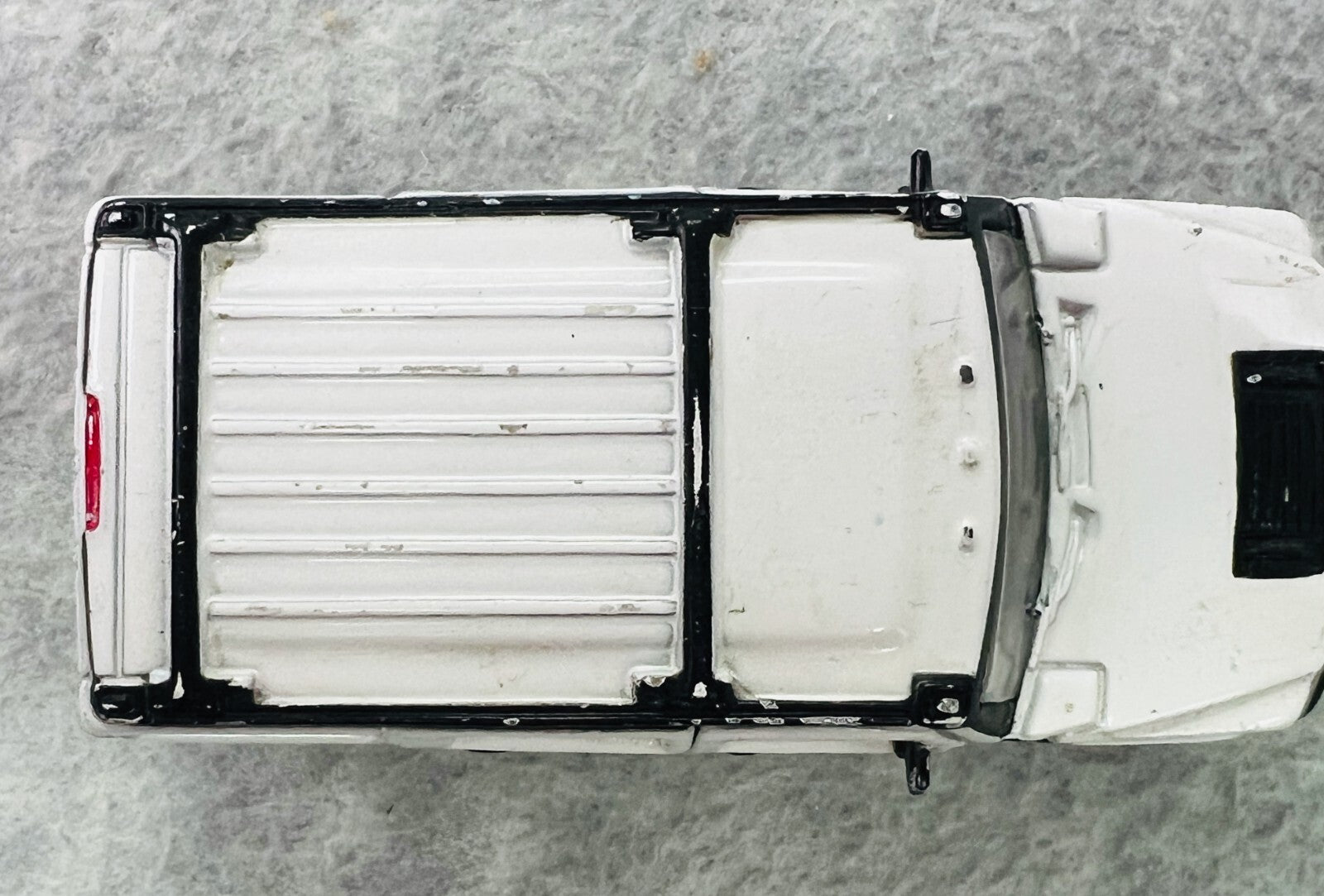 🇺🇸🇺🇸🇺🇸Hummer H2 SUV Maisto Diecast 1:46 Scale White Diecast🇺🇸🇺🇸🇺🇸
