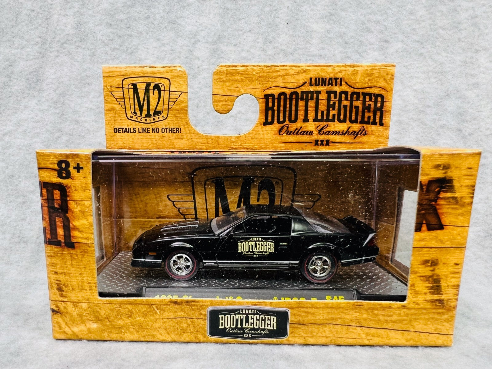 🇺🇸🇺🇸🇺🇸M2 Machines Bootlegger 1985 Chevrolet Camaro Iroc-Z H14🇺🇸🇺🇸🇺🇸