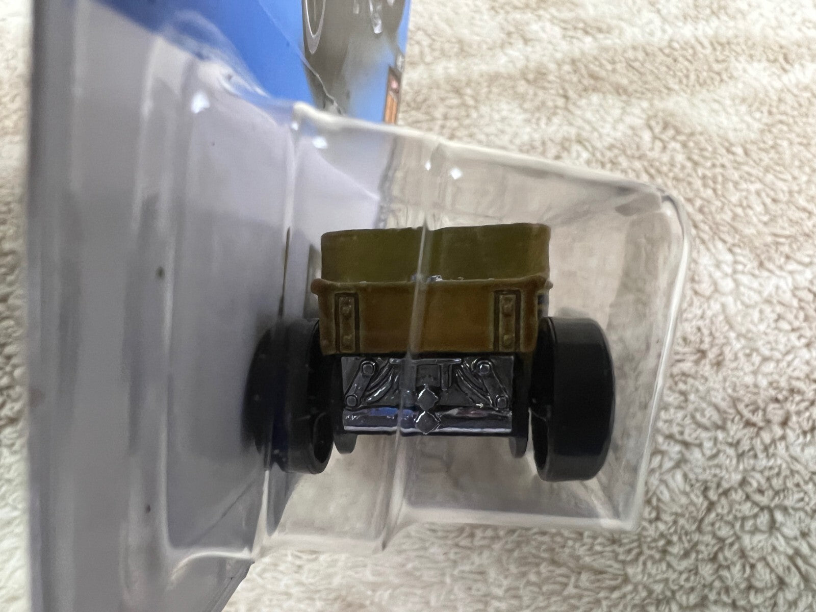 ☠️☠️☠️Hot Wheels HW DREAM GARAGE Bone Shaker 105/250 Gold HW19☠️☠️☠️