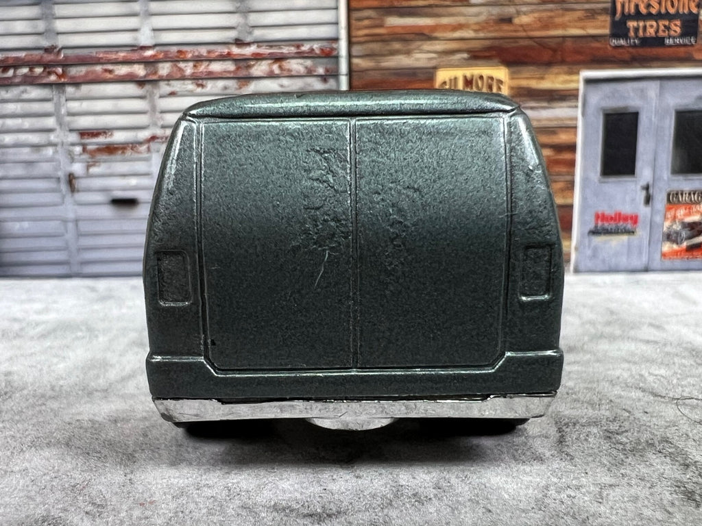 🔥🔥🔥Hot Wheels 2008 New Models CUSTOM '77 DODGE VAN Silver  C9🔥🔥🔥