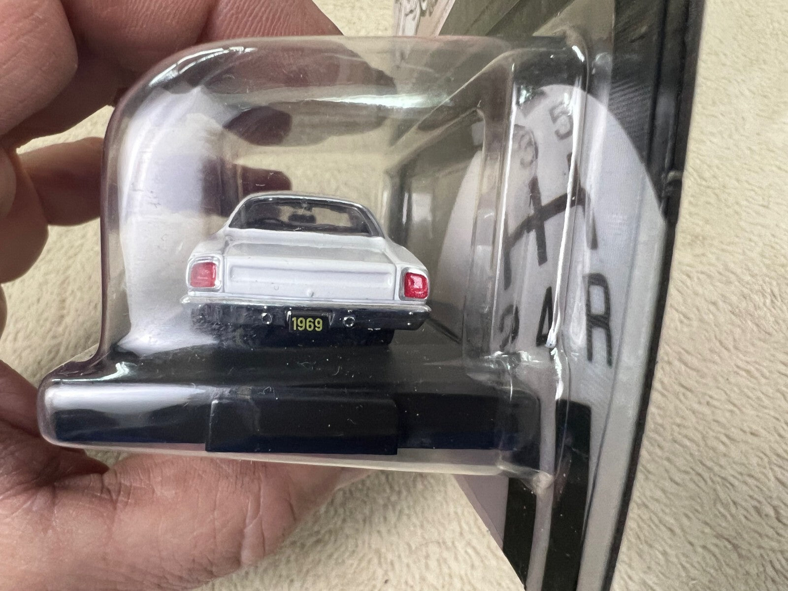 🔥M2 Machines 1969 Plymouth Road Runner 440 Speed Dawg Knobs R79-21-42 HW15🔥