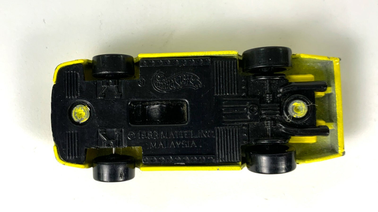 🔥🔥🔥1983 VINTAGE HOT WHEELS SOL-AIRE CX4 YELLOW DIECAST METAL MALAYSIA🔥🔥🔥