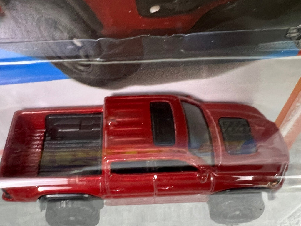 🔥🔥Hot Wheels '20 Toyota Tacoma Red HW HOT TRUCKS 2022 Factory Sealed H24🔥🔥