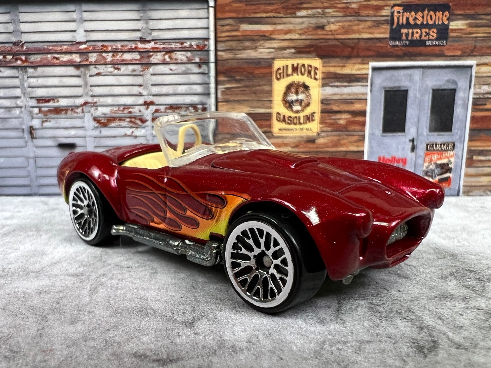 🔥🔥🔥Hot Wheels 1:64 1982 Shelby Cobra Convertible Red w/Flames C9🔥🔥🔥
