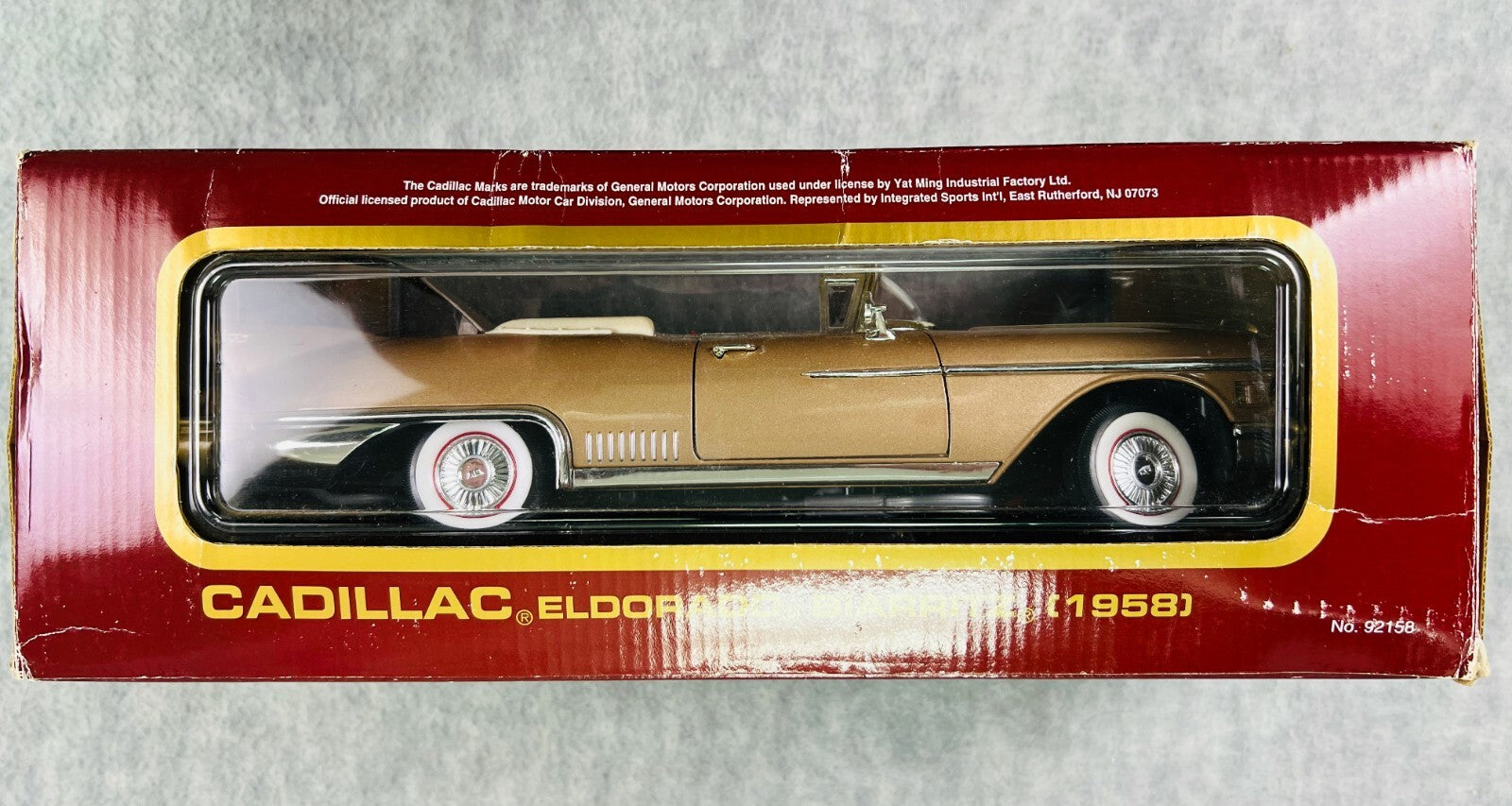 🇺🇸🇺🇸Road Legends Cadillac 1958 Eldorado Biarritz 1:18 Scale Die Cast🇺🇸🇺🇸
