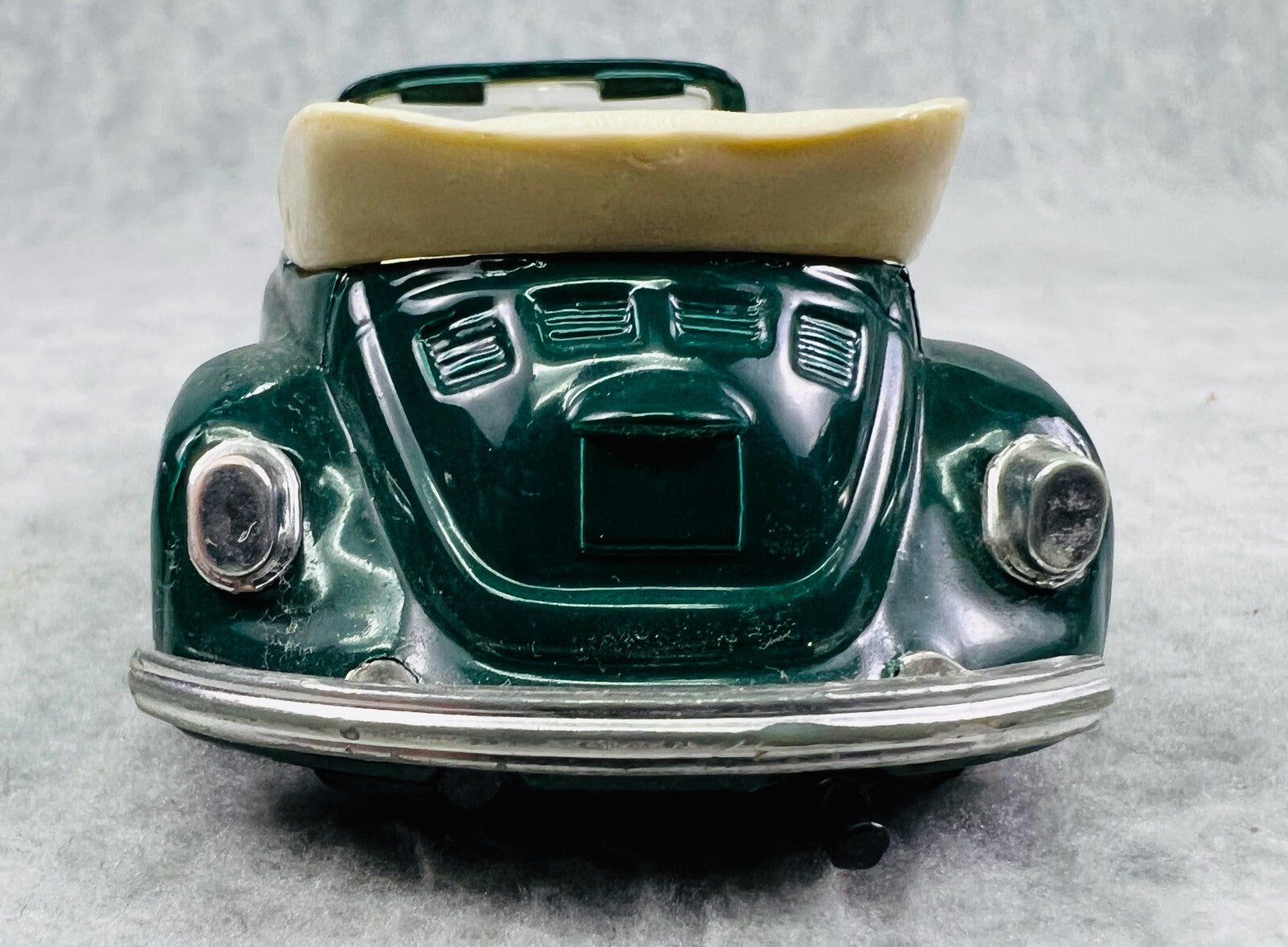 🇩🇪Maisto Diecast VW 1303 Cabriolet 1/36 Scale Motorized Pull-Back Action🇩🇪