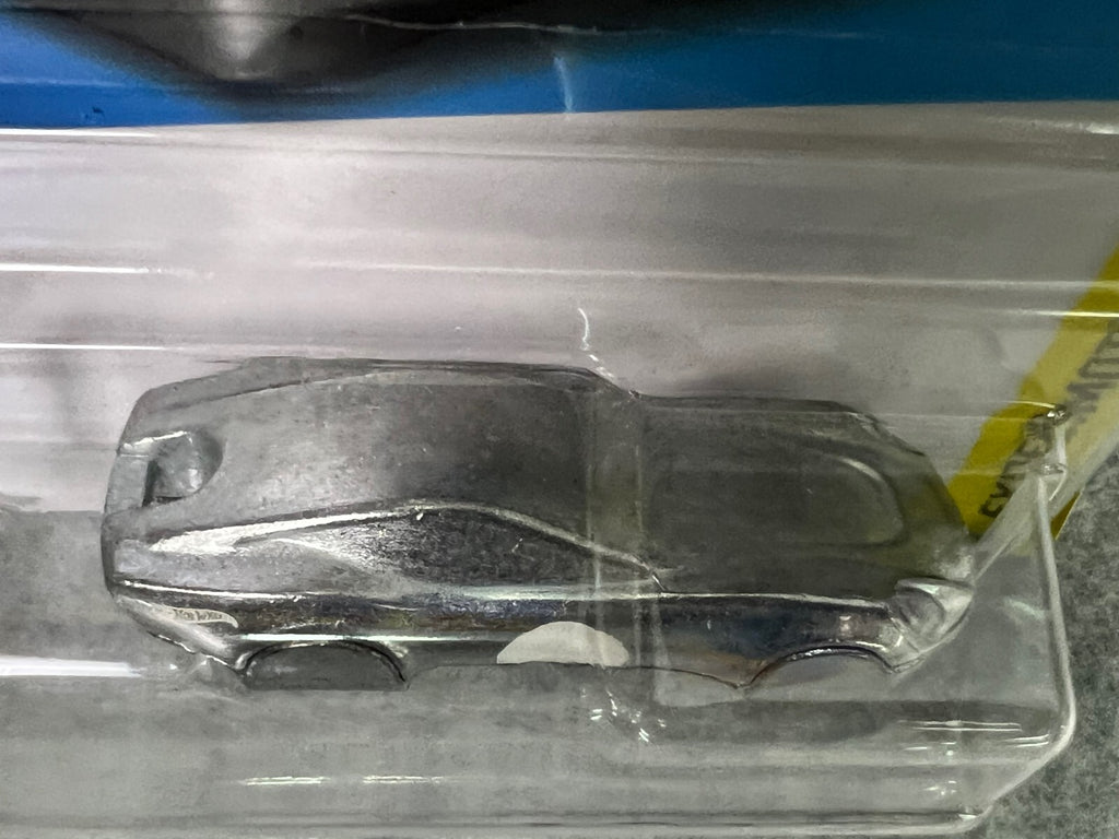 🔥🔥Hot Wheels Zamac Coupe Clip Keychain #101, Hot Wheels Experimotors H24🔥🔥