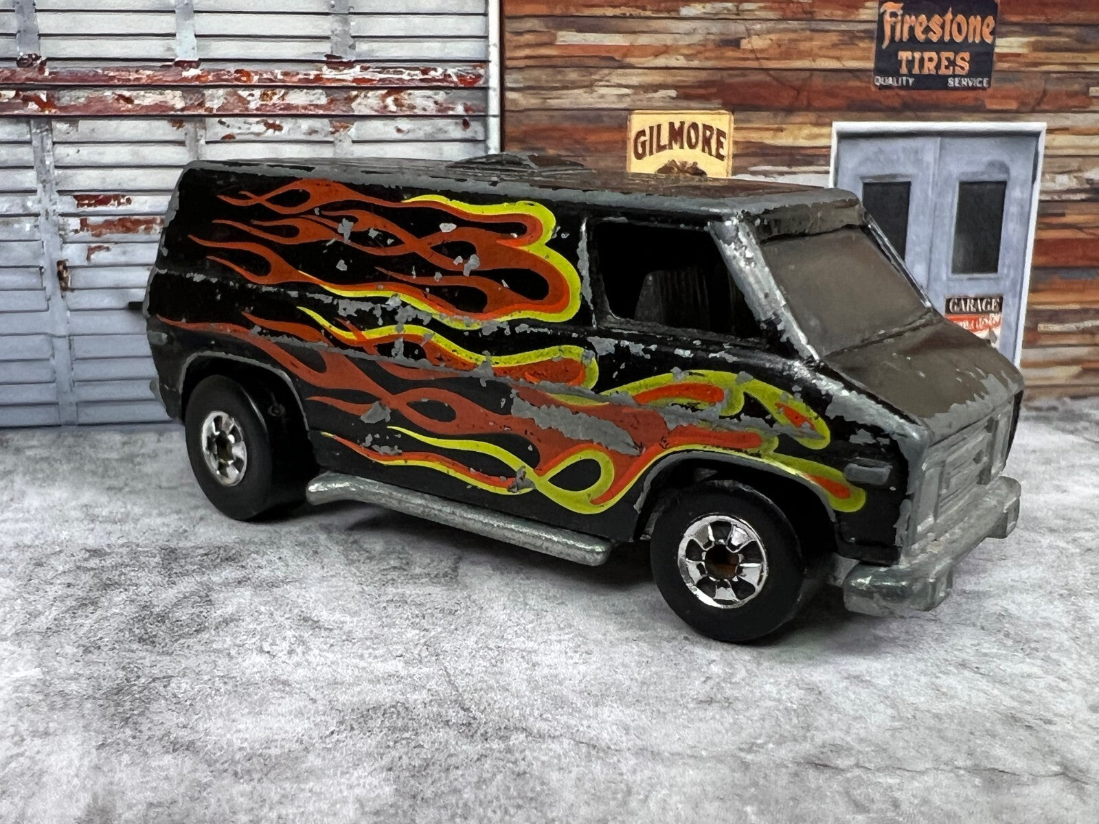 🔥Mattel Hot Wheels Redline Flying Colors Black Super Van Hong Kong 1974 C1🔥