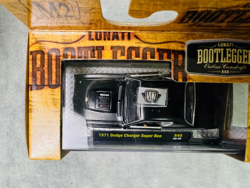 🔥🔥🔥M2 MACHINES 1971 Dodge Charger  Super Bee BOOTLEGGER LUNATI S45 H15🔥🔥🔥