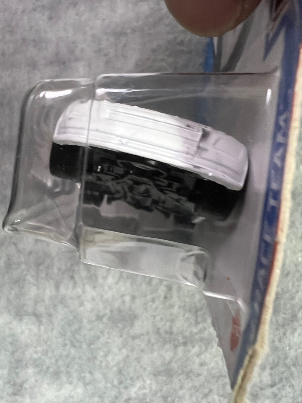 Hot Wheels HW Race Team 2/5 2010 Chevy Impala White H25