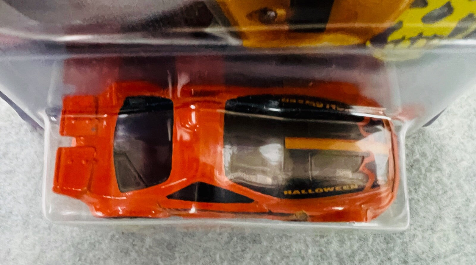 🔥🔥🔥Hot Wheels 2022 HW Halloween Trick Or Treat  Orange Scorcher H24🔥🔥🔥