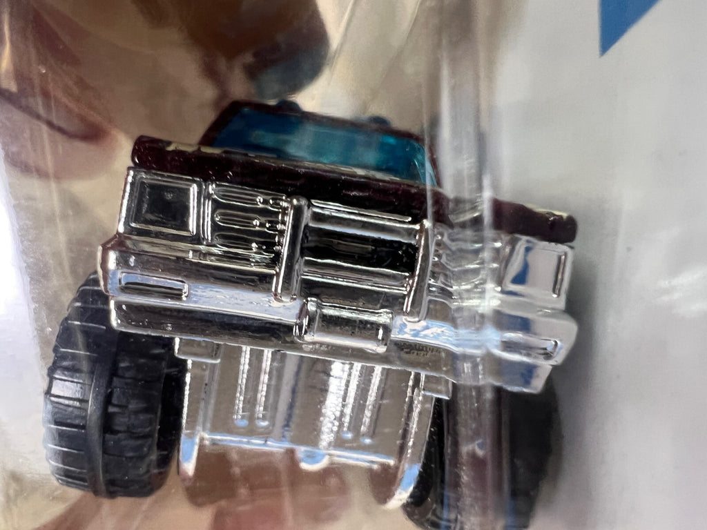 🏈🏈🏈🏈Hot Wheels  Kmart Exclusive 6/10 HW Sports Chevy Blazer 4X4 HW19🏈🏈🏈🏈