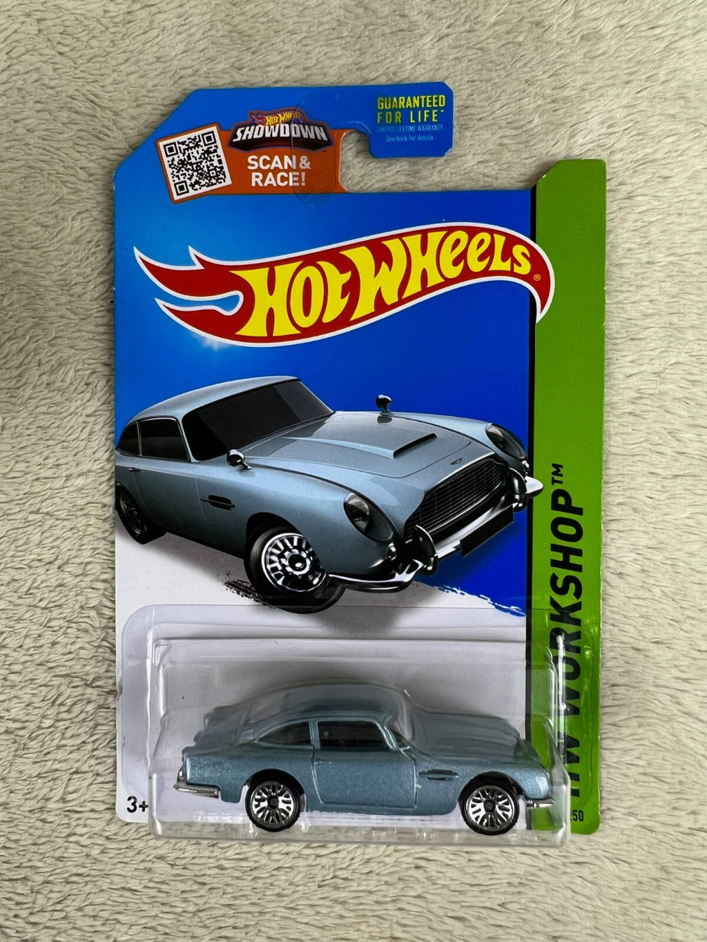 🔥🔥🔥🔥2014 HOT WHEELS JAMES BOND 007, SILVER 1963 ASTON MARTIN DB5 HW12🔥🔥🔥