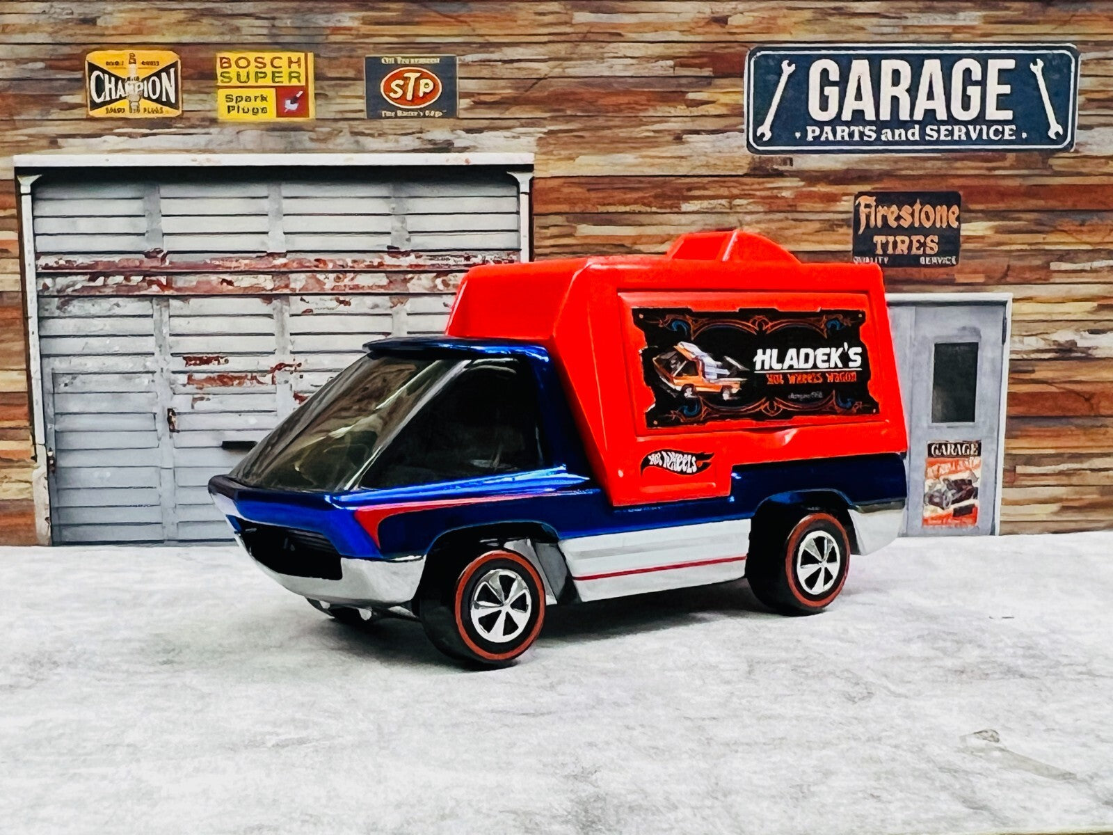 🇺🇸🇺🇸Hot Wheels Rlc Billboard Truck Blue Hladek's C15🇺🇸🇺🇸