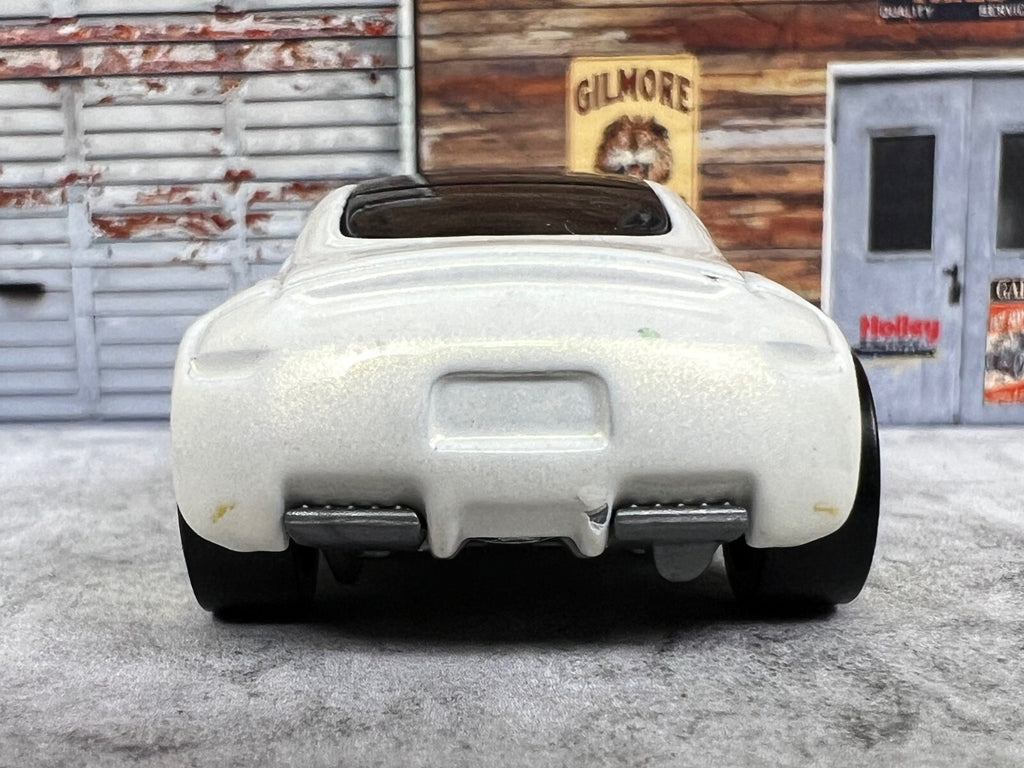 🎌🎌HOT WHEELS  White Mitsubishi Eclipse Concept Car C1🎌🎌