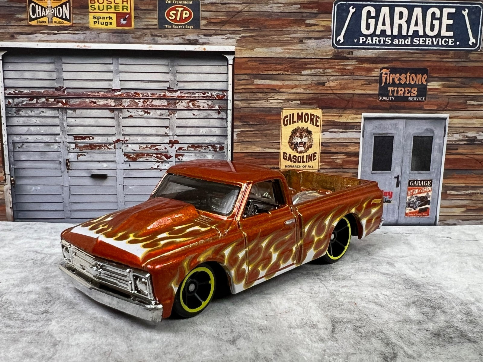 🇺🇸🇺🇸🇺🇸 Hot Wheels 67 Chevy C10 Orange HW Flames C14🇺🇸🇺🇸🇺🇸