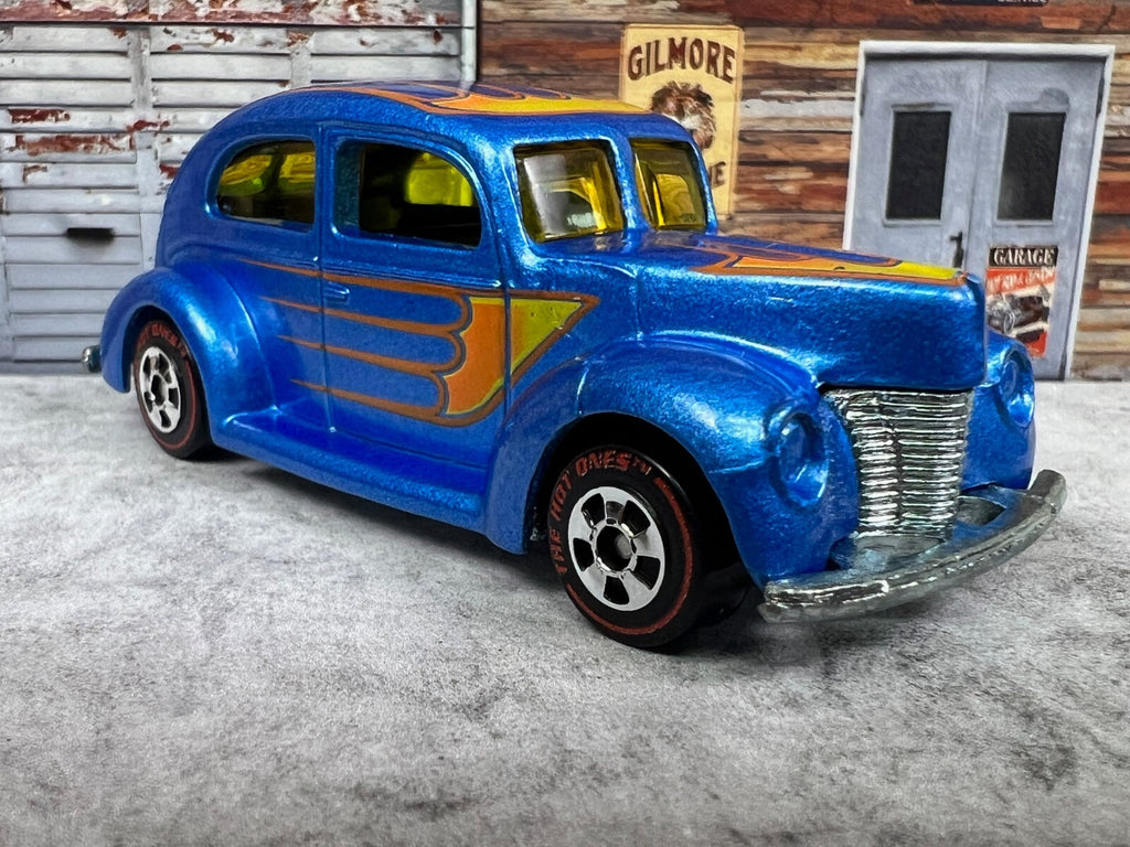 🔥🔥🔥Hot Wheels The Hot Ones Blue Fat Fendered '40s Coupe CHASE🔥🔥🔥