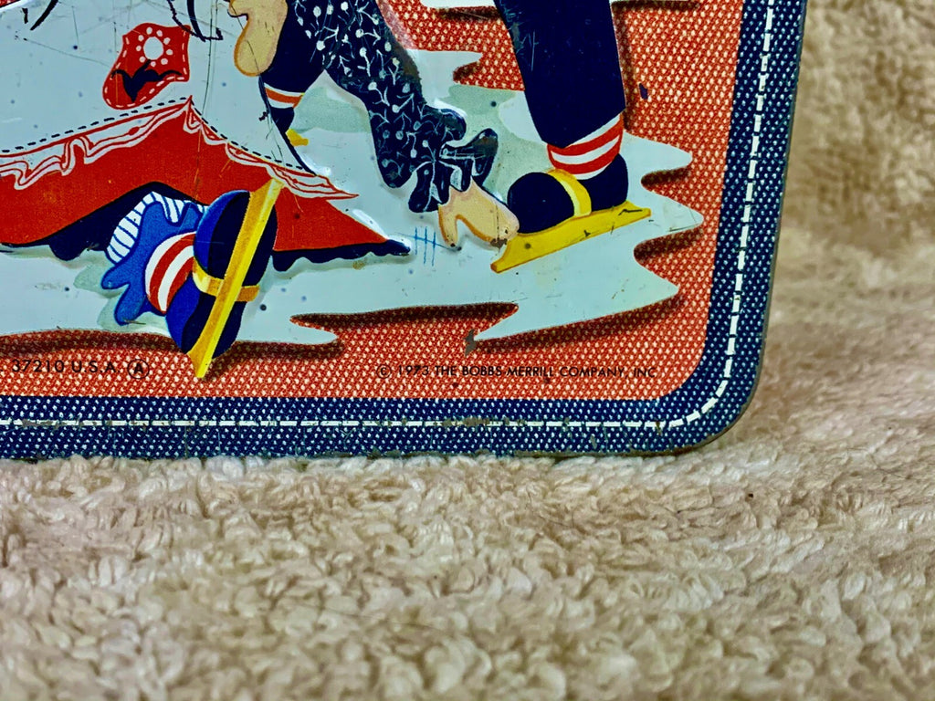 ******Rare Vintage Aladdin Raggedy Ann and Andy Metal Lunchbox  Rare 1973 ******