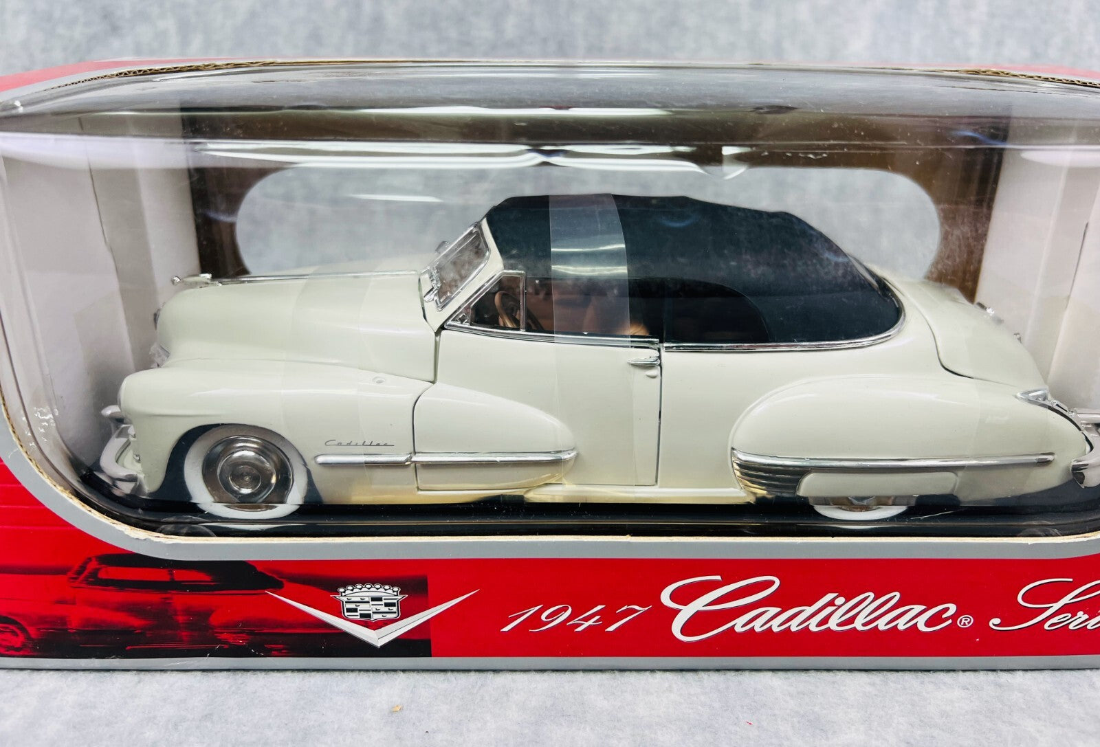 🇺🇸🇺🇸Anson 1947 Cadillac Series 62 Convertible 1:18 Scale White🇺🇸🇺🇸