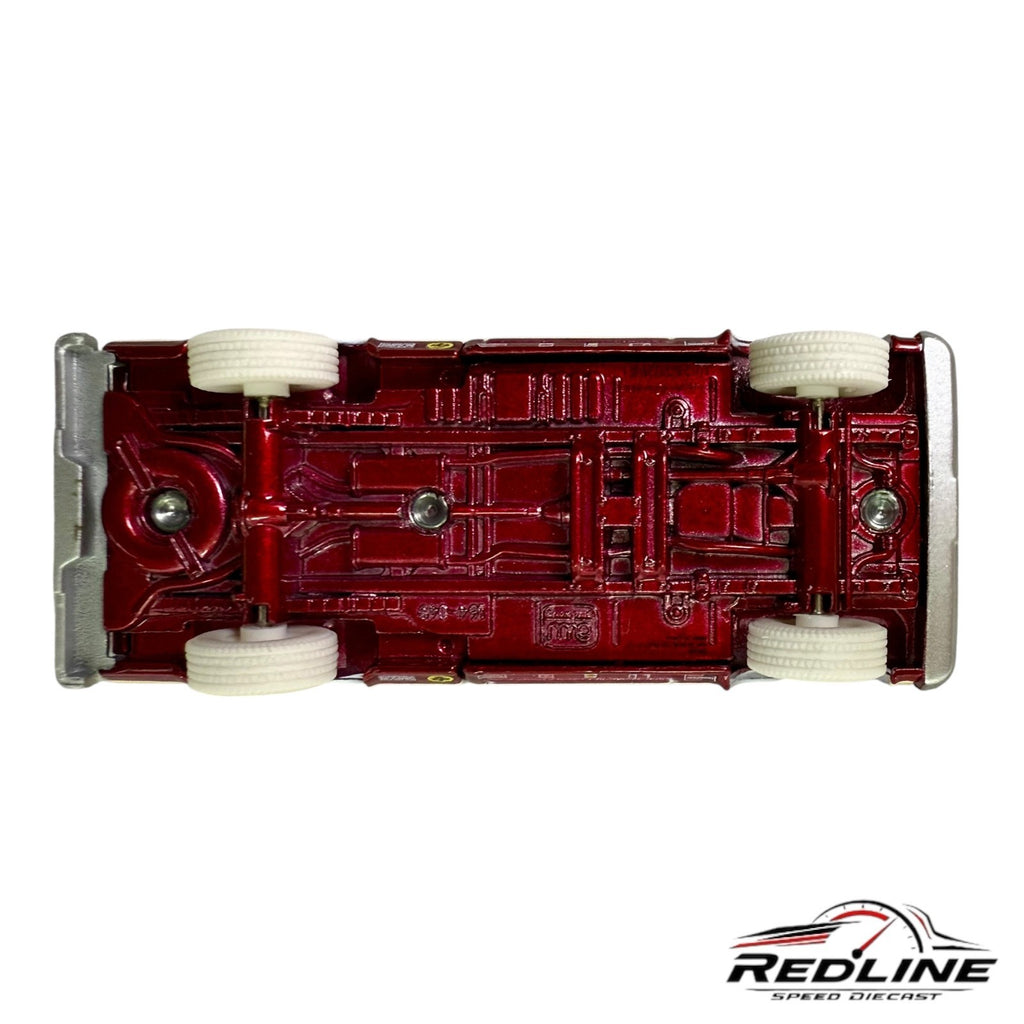 🇺🇸Auto World ULTRA RED CHASE Hawaiian Silverado Red & White LOOSE C15🇺🇸