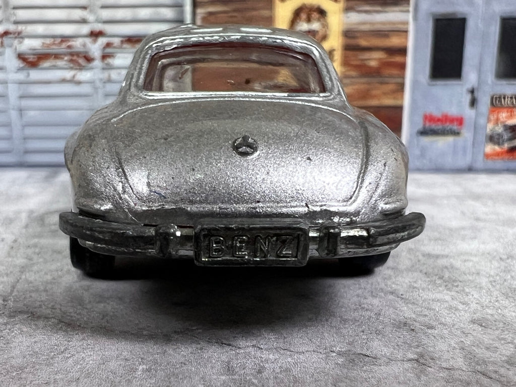 🇩🇪🇩🇪Vintage Tomy Tomica Pocket Cars MERCEDES BENZ 300 SL NO. F19 C3🇩🇪🇩🇪