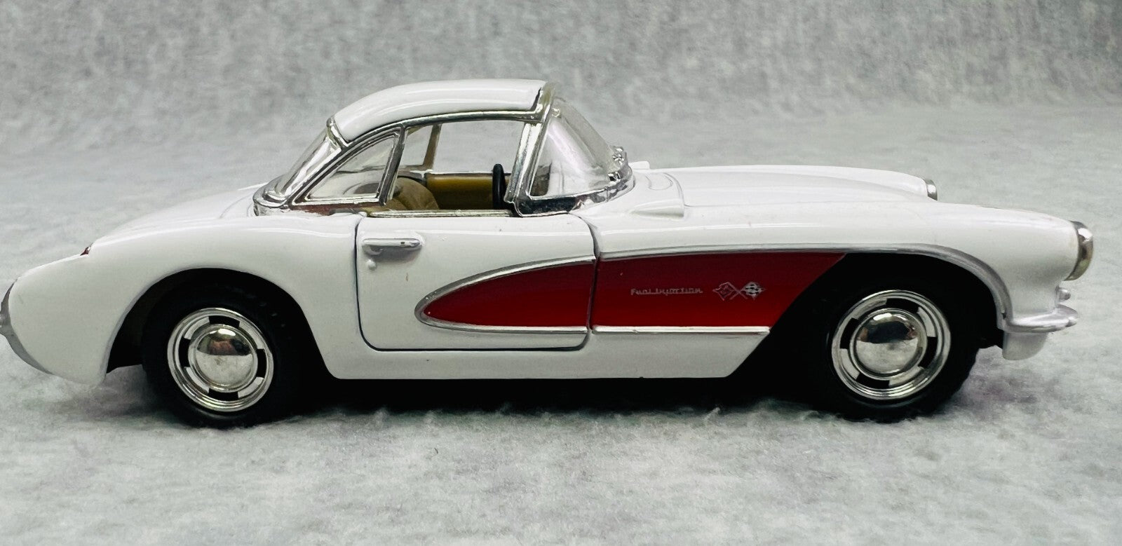 🇺🇸Kinsmart 1957 Chevrolet Corvette 1:34 Scale Diecast Model White 5"🇺🇸