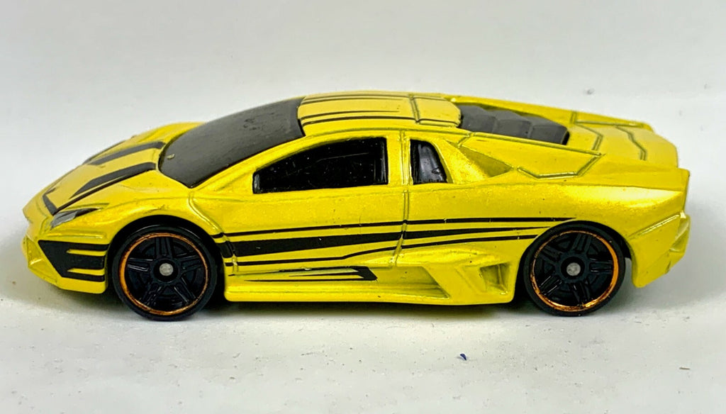 🔥🔥🔥Hot Wheels Lamborghini Reventon 1:64 Diecast Toy Car Yellow N4024🔥🔥🔥
