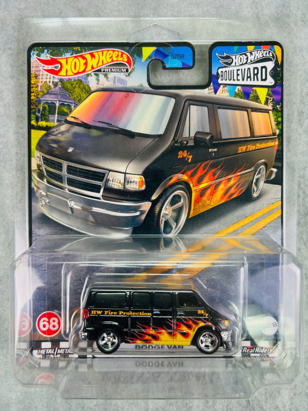 🔥🔥Hot Wheels Premium Boulevard Dodge Van Black with Flames Real Riders H32🔥🔥