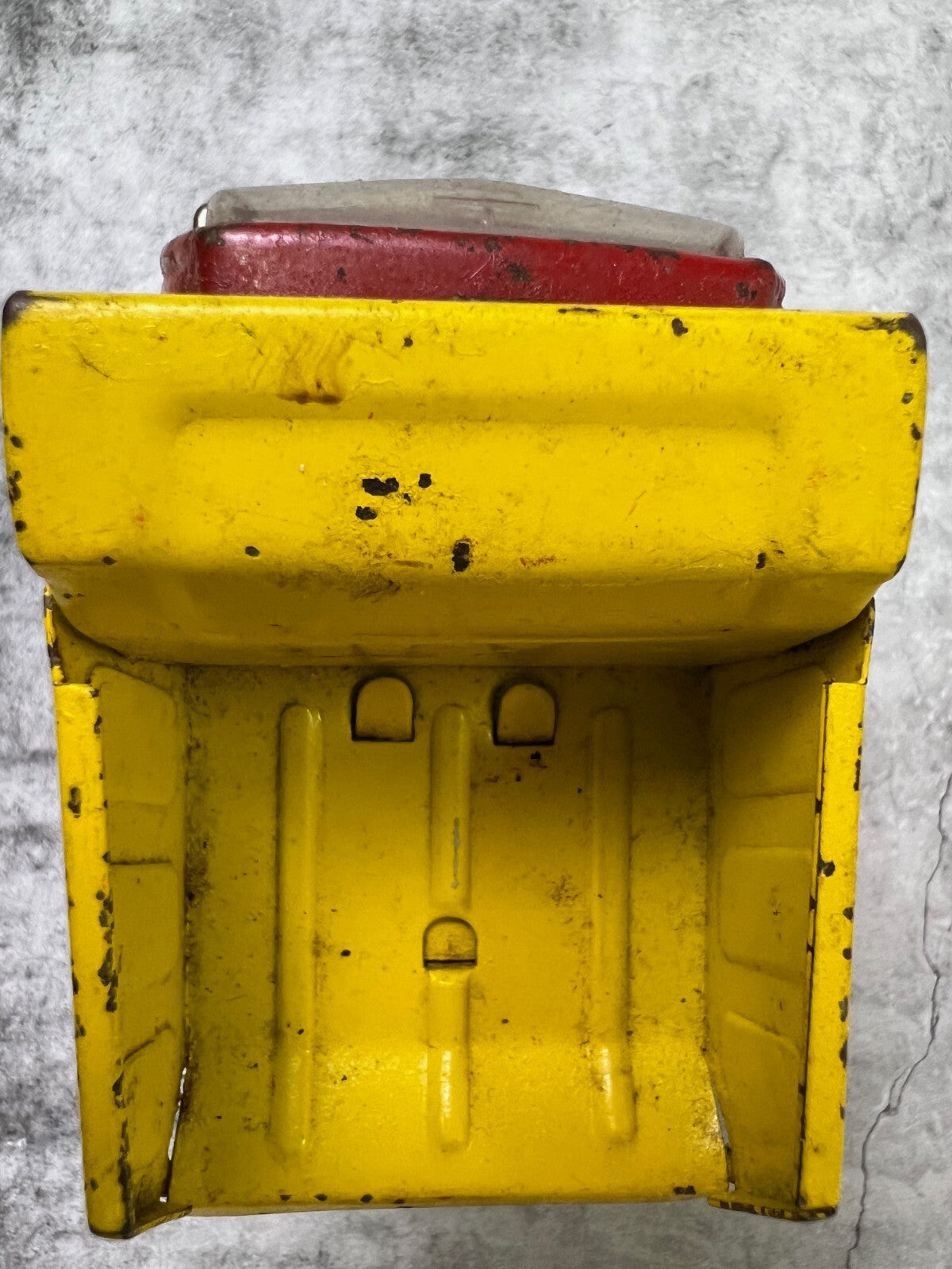 🔥🔥🔥Vintage Buddy L Small Yellow  Red Dump Truck Hong Kong C2🔥🔥🔥