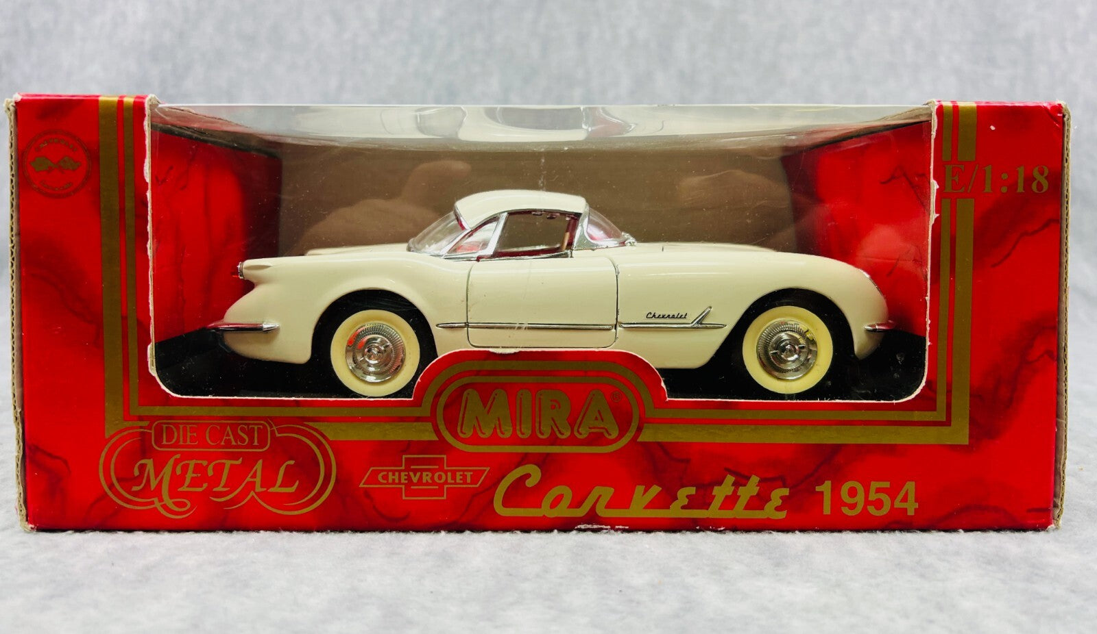🇺🇸🇺🇸🇺🇸Mira Golden Line 1953 Chevy Corvette  White 1:18 Scale 🇺🇸🇺🇸🇺🇸