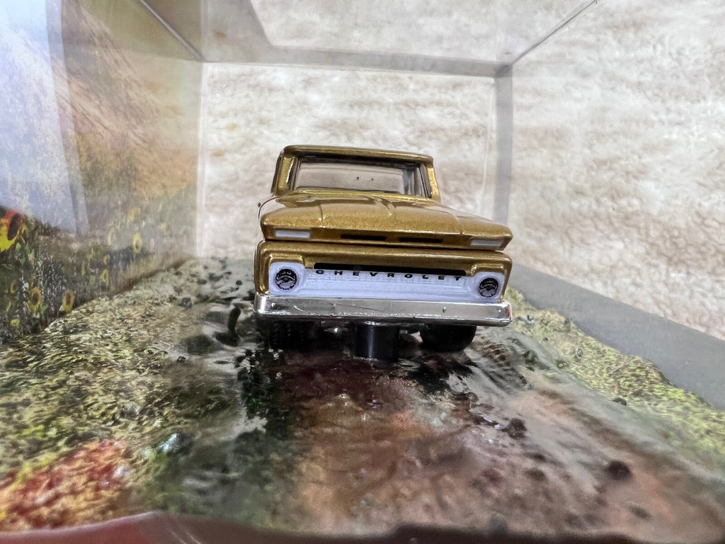🔥🔥🔥Mattel Creations Matchbox 2022 Limited Ed RLC 1964 Chevy C10 Pickup🔥🔥🔥