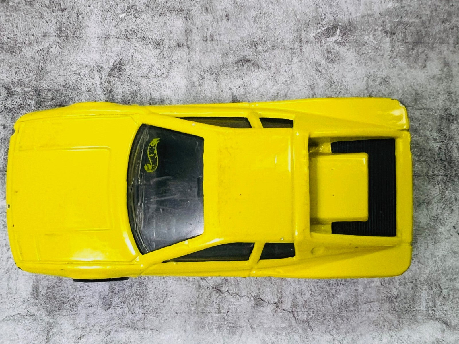 🇮🇹🇮🇹🇮🇹 Hot Wheels Exclusive Ferrari Testarossa Yellow C18🇮🇹🇮🇹🇮🇹