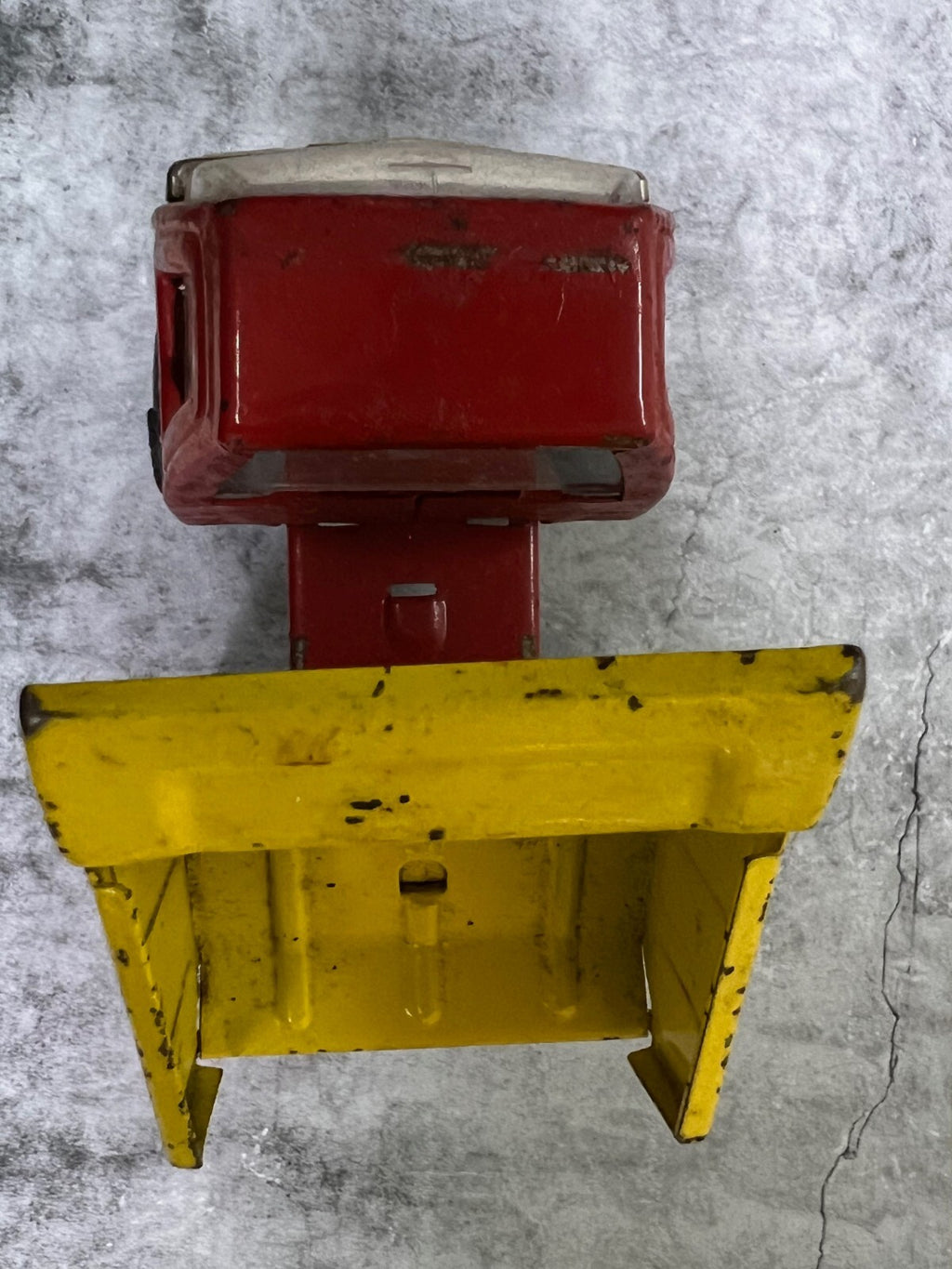 🔥🔥🔥Vintage Buddy L Small Yellow  Red Dump Truck Hong Kong C2🔥🔥🔥
