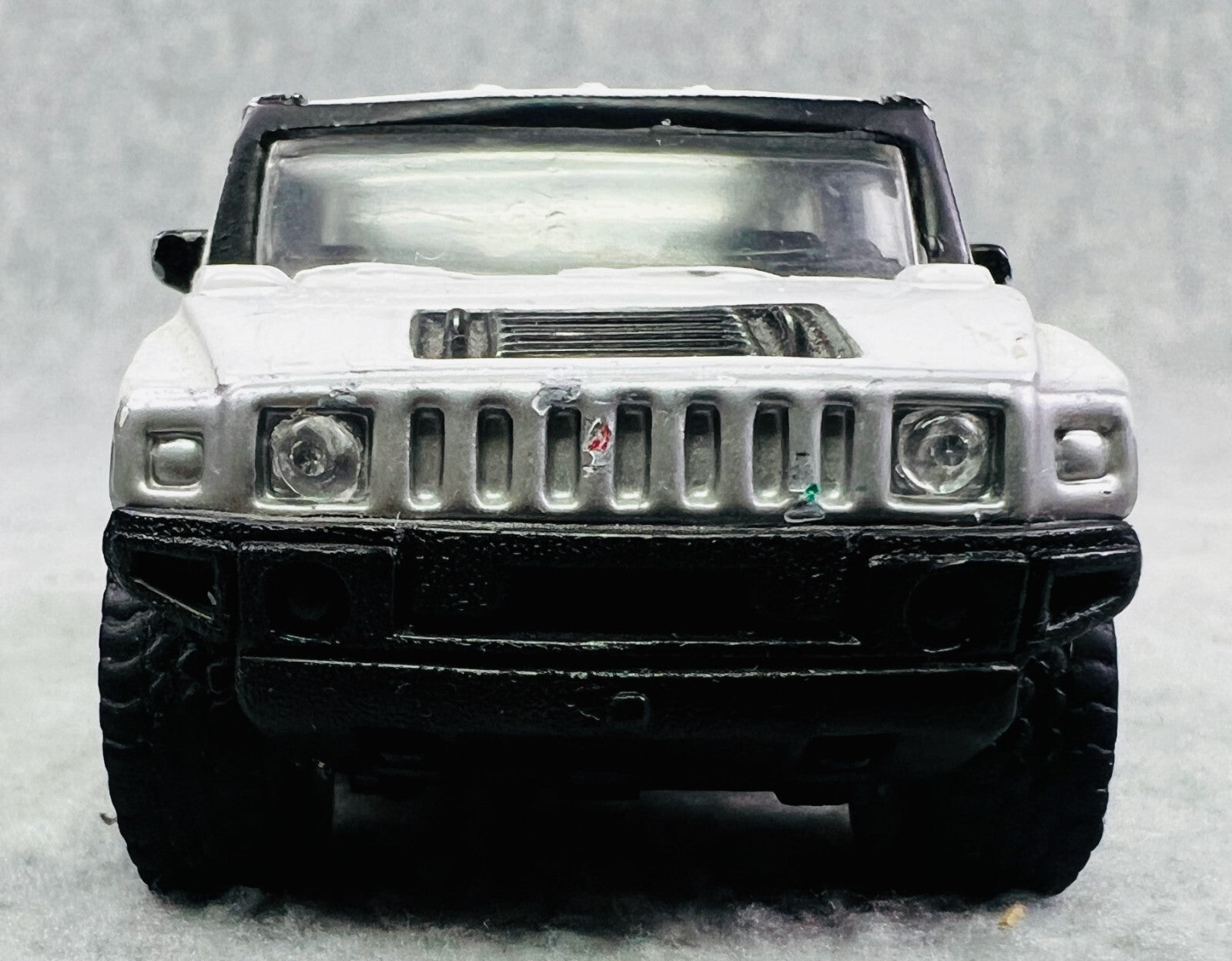 🇺🇸🇺🇸🇺🇸Hummer H2 SUV Maisto Diecast 1:46 Scale White Diecast🇺🇸🇺🇸🇺🇸