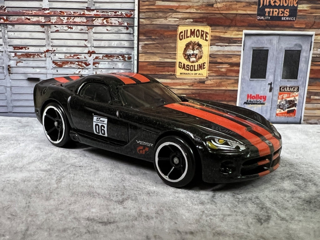🇺🇸🇺🇸Hot Wheels Gran Turismo  Black And Red '05 DODGE VIPER SRT10 C14🇺🇸🇺🇸