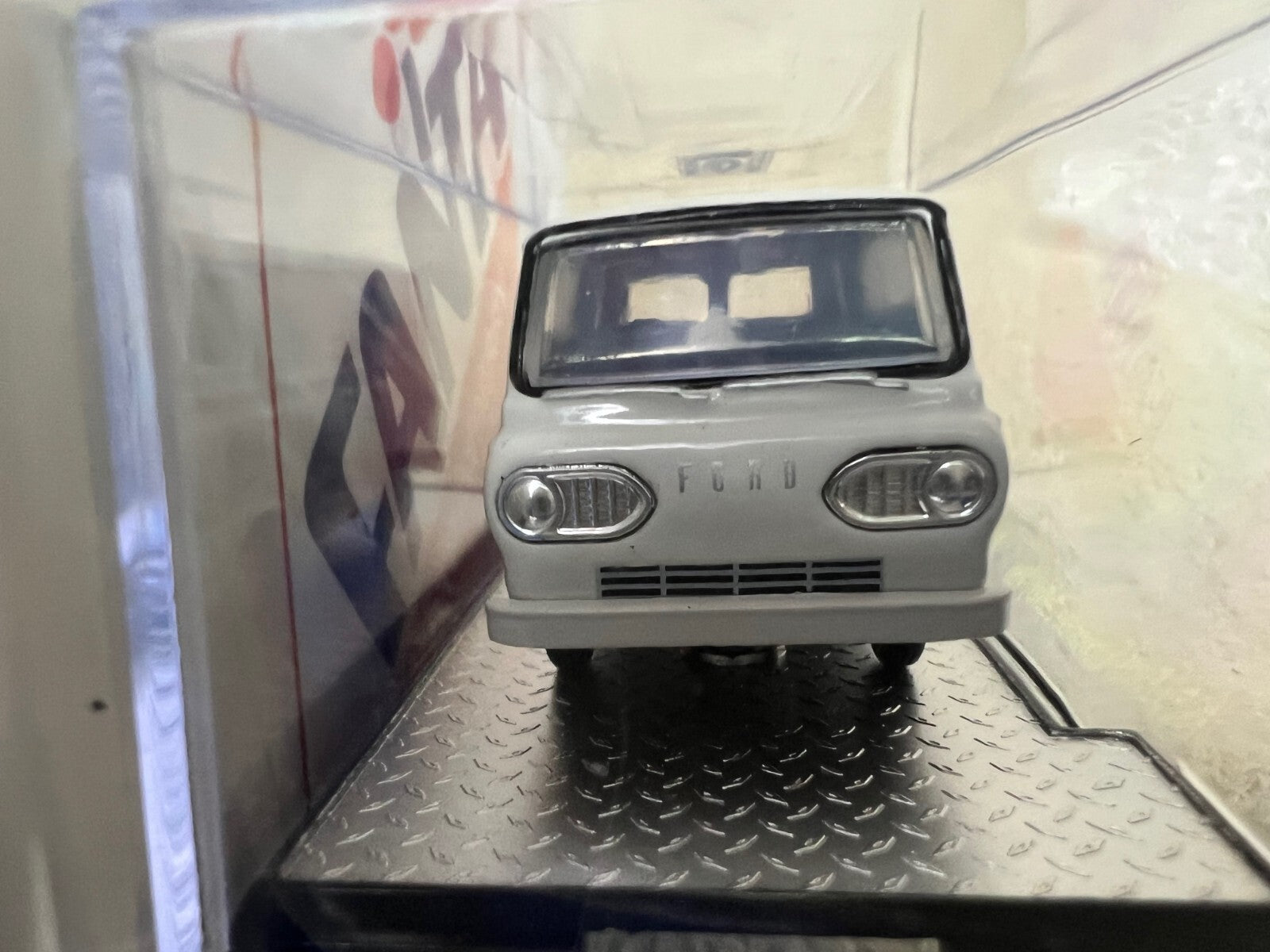 🔥🔥🔥M2 Machines FANTA 1965 Ford Econoline Delivery Van A13 21-50 HW15🔥🔥🔥