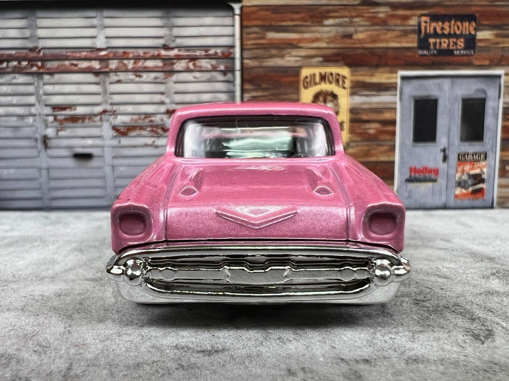 🔥🔥🔥🔥Hot Wheels 57 CHEVY Rod Squad Series Pink C9🔥🔥🔥🔥