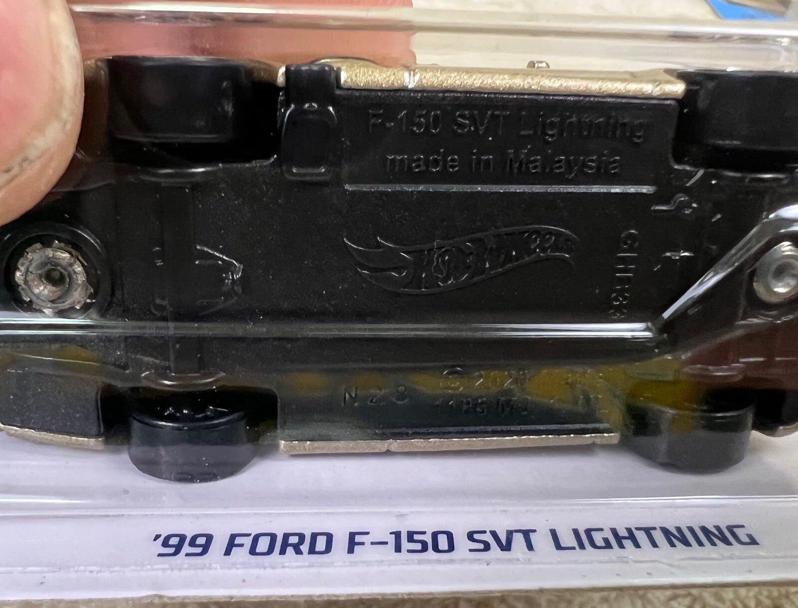 🇺🇸🇺🇸Hot Wheels HW Hot Trucks ‘99 Ford F-150 SVT Lightning Gold HW18🇺🇸🇺🇸