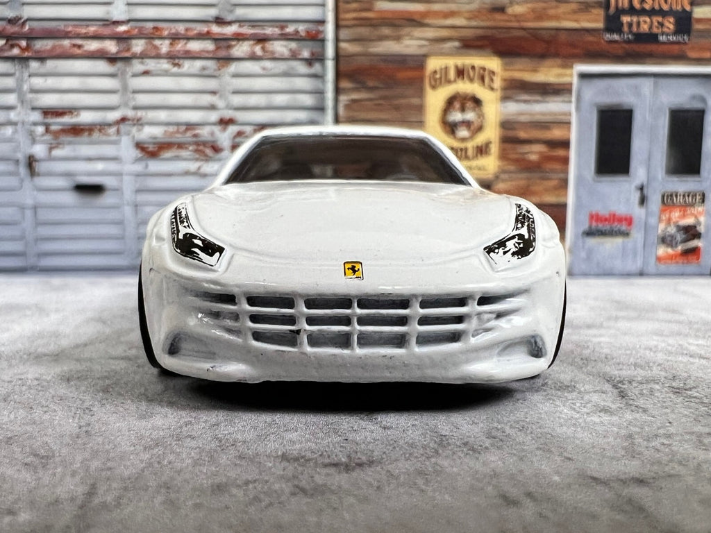 🇮🇹🇮🇹🇮🇹Hot Wheels Fleet White Ferrari FF Loose C1 🇮🇹🇮🇹🇮🇹