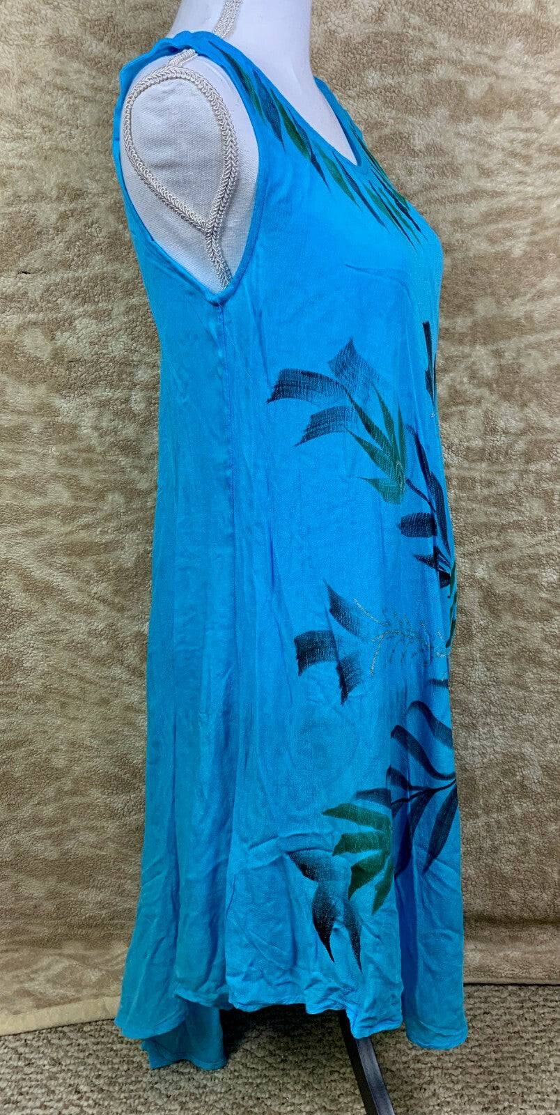 ****SR FASHIONS WOMENS DRESS BLUE WITH FLORAL DESIGN NEW WITH TAGS FREE SIZE****