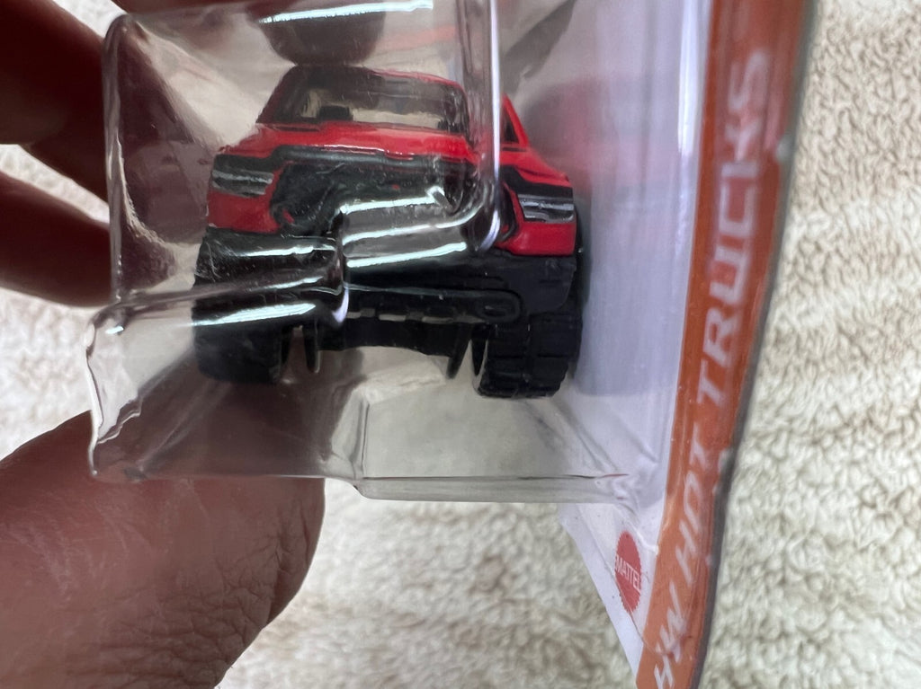 🔥🔥🔥Hot Wheels 2020 Ram 1500 Rebel RED Hot Trucks HW18🔥🔥🔥