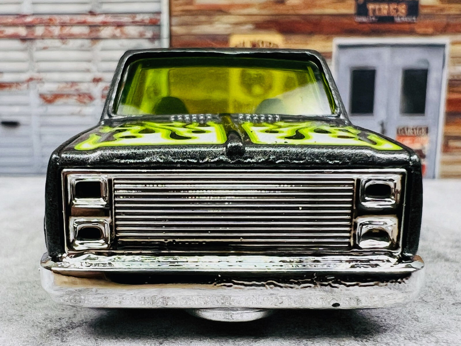 🔥🔥🔥Hot Wheels '83 Chevy Silverado Green New from 2024 HW Flames C9🔥🔥🔥