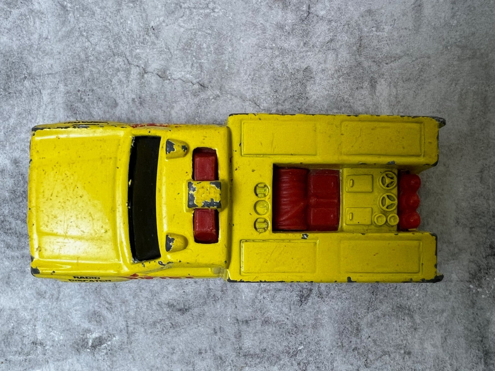 🔥🔥🔥Mattel Hot Wheels 1974 Rescue Unit 3 Yellow Paramedic Truck c14🔥🔥🔥