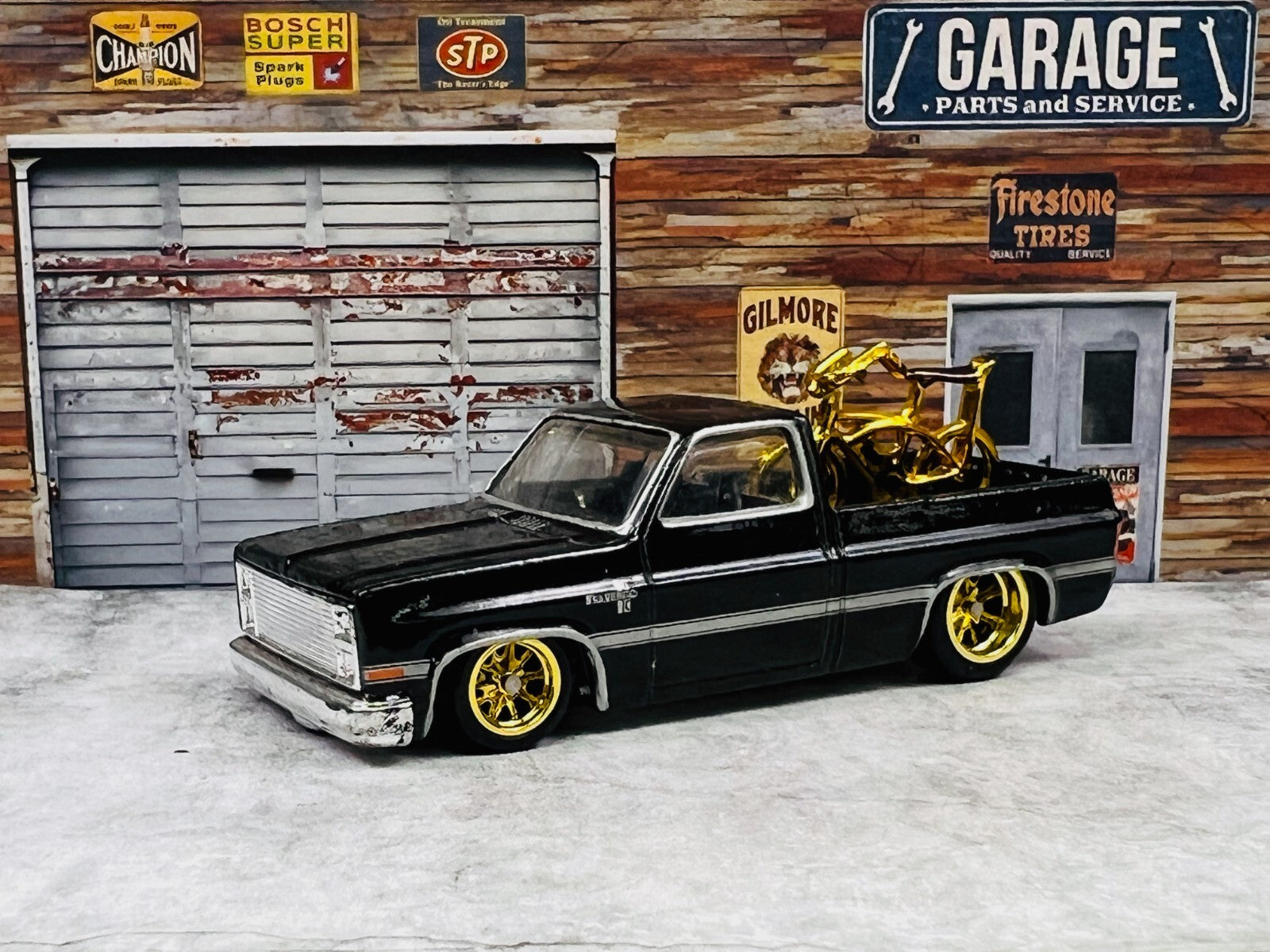 🇺🇸Hot Wheels 83 Chevy Silverado Custom Black/Gold Wheels Bike in Back C8🇺🇸