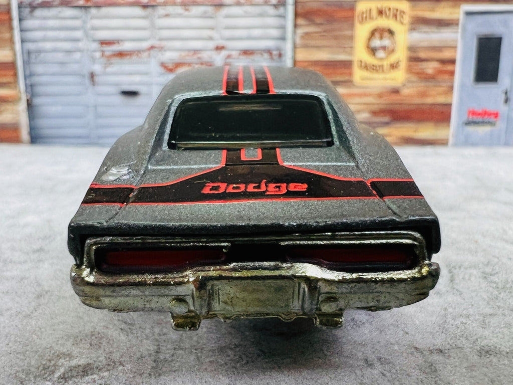 🔥🔥🔥Hot Wheels Phil's Garage '69 DODGE Charger Real Riders C20🔥🔥🔥