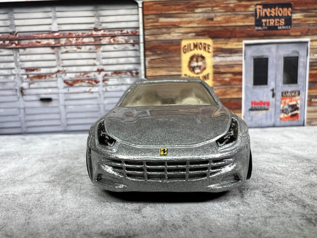 🇮🇹🇮🇹🇮🇹Hot Wheels  Ferrari FF Silver C13🇮🇹🇮🇹🇮🇹
