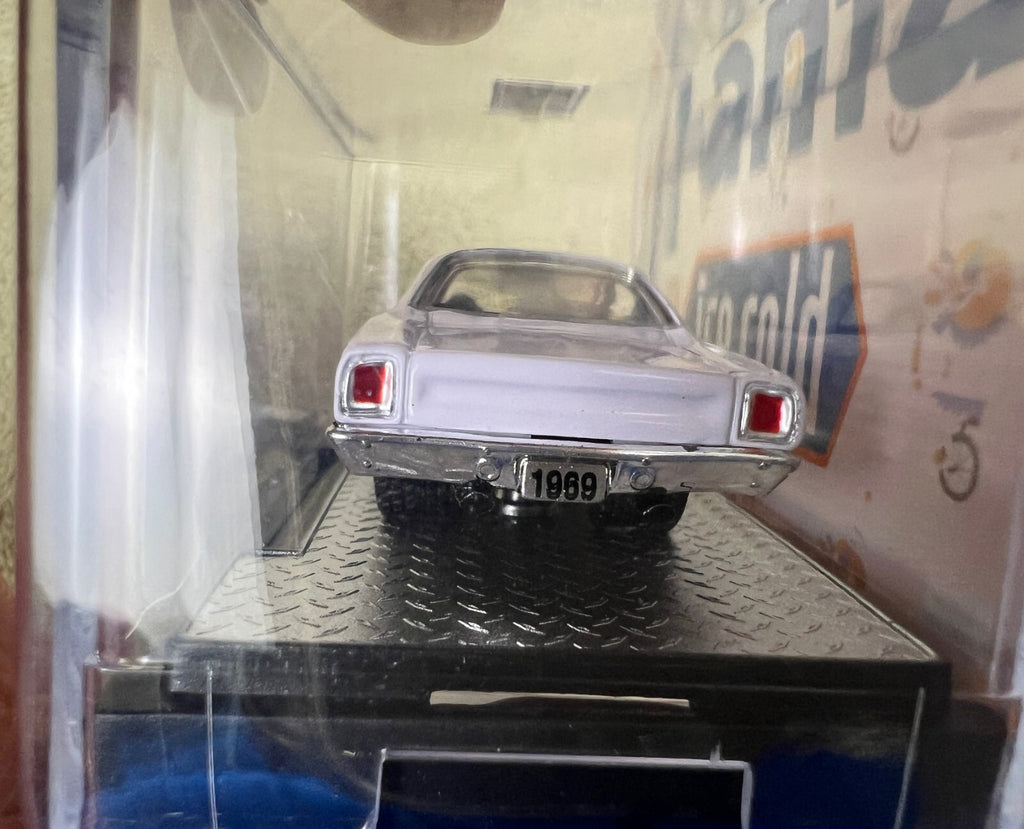 🔥🔥🔥M2 Machines Fanta 1969 Plymouth Road Runner A10 21-07 HW15🔥🔥🔥