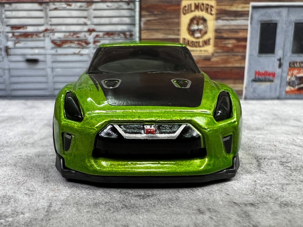 🎌🎌Hot Wheels Speed Blur '17 Nissan Skyline GT-R R35 Green C18🎌🎌